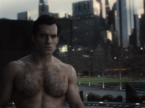 auscaps henry cavill shirtless in zach snyder s justice league