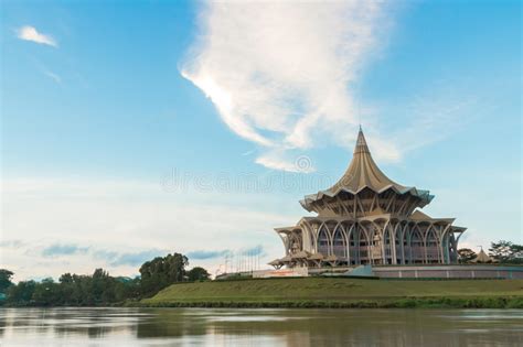 Anggaran, kewenangan dalam hal anggaran daerah(apbd). Sarawak State Legislative Assembly(Dewan Undangan Negeri ...