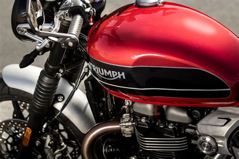 Triumph Speed Twin Ride Review Return Of The Cafe Racers