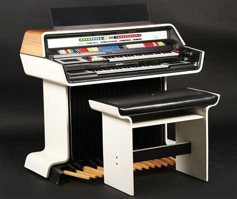 Thomas Organ Model 2001 From 1977 Spacey Kubricky
