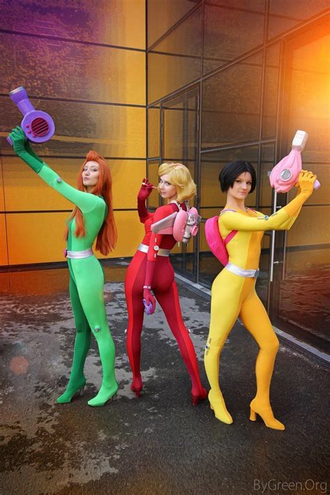 Totally Spies Cosplayers Clover Alex Sam Photo Bygreenorg Halloween Costumes Women