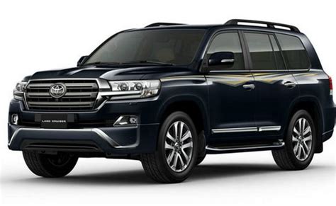 This car was built for rocky outcrops and muddy banks. Toyota Land Cruiser Price in India, Images, Mileage ...