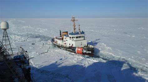 Coast Guard Starts Ice Breaking Work In Western Great Lakes Wpbn