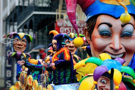Heres A Brief History Of Mardi Gras And How It All Started The Manual