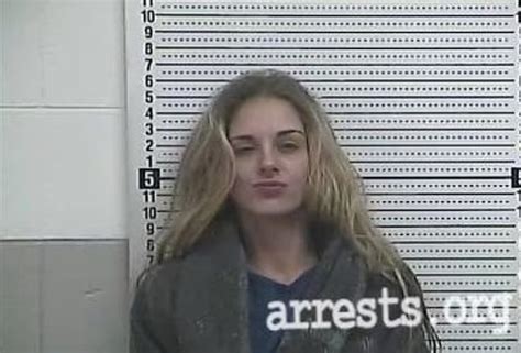 Former Kentucky Coed Goes Viral For Celebrating Mugshot Portfolio On