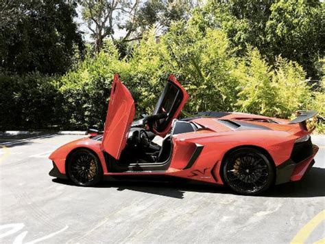 Randb Singer The Weeknd Has A Drool Worthy Collection Of Supercars Carbuzz