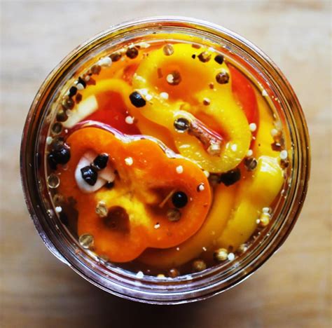 Quick Pickled Sweet Peppers Brit In The South
