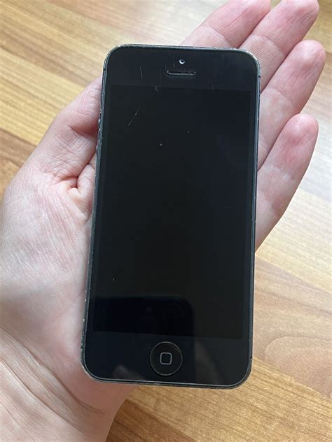 Apple Iphone 5 16gb Black And Slate Unlocked A1429 Gsm See