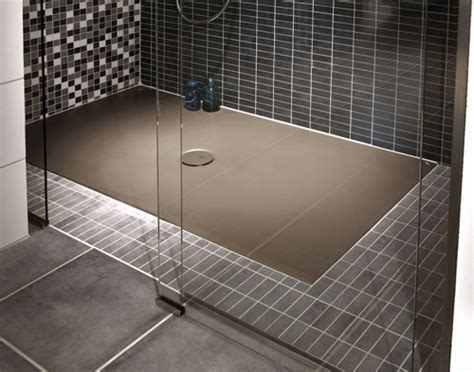 For beautiful minimalist shower settings with easy access, bette offers bettefloor and bettefloorside. Bette Floor | Design badkamer