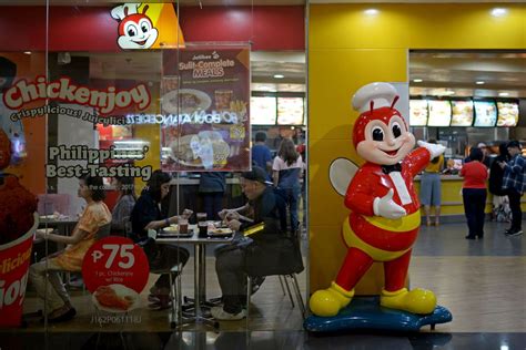 Philippines Jollibee In Talks To Sell A Stake In Vietnams Highlands