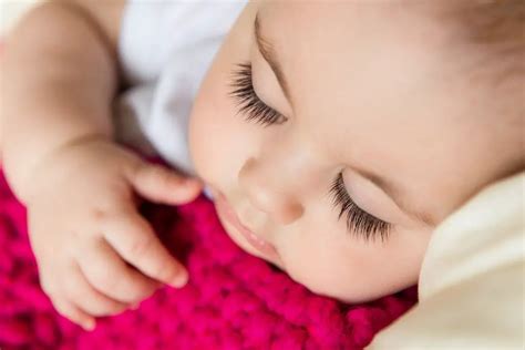 El Desarrollo Del Bebé De 10 Meses¡cuidado Con Los Golpes Y Caidas