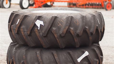 Firestone 2 Tractor Tires 184x28 M90 Renfrew 2017