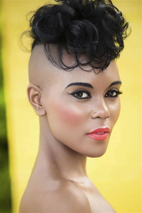 Short Haircuts For Women Black Wavy Haircut