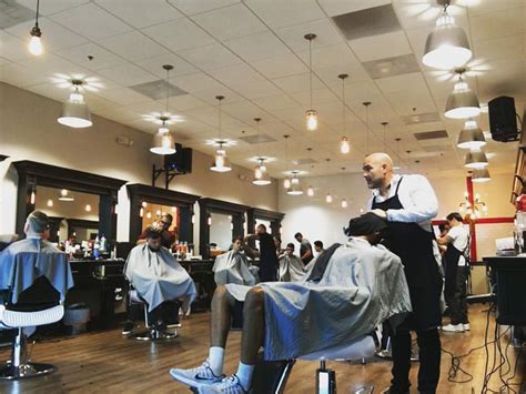 The barbershop haar barbaar in wolvenstraat 35 offers a true revival of professional barber artistry together with authentic gentleness. Best Barber Shops in Orlando