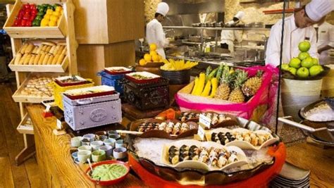 7 Best Buffet Restaurants in Delhi Where You Eat As Much As You Can
