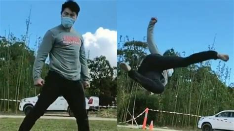Born april 19, 1989) is a canadian actor, writer, and stuntman. Simu Liu shows off his martial arts moves whilst filming ...
