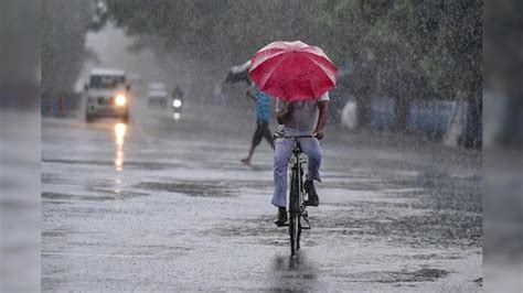 Lightning Kills 20 As Parts Of North India Receive Rain Delhi Waits