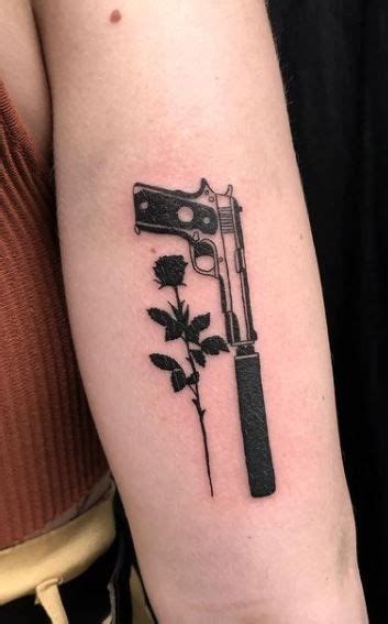 55 Gun Tattoos Tattoo Designs And Ideas Tattoo Me Now On Inspirationde