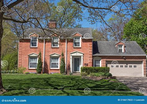 Red Brick Georgian Colonial House With Three Dormers Stock Photo Image Of Real Shrub