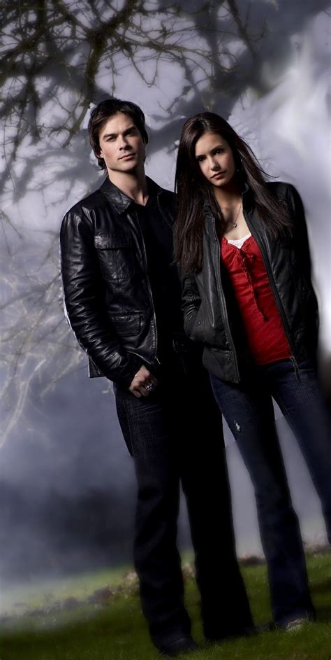 vampire diaries elena and damon wallpaper