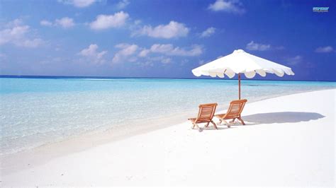Relaxing On Whitesand Beach Wallpapers Hd Desktop Background