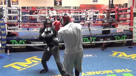 Justin Mayweather Floyd Mayweathers Brother Sparring At Mayweather Boxing Club Youtube