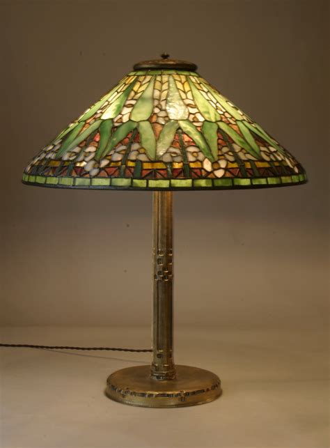 10 Secretss Of Tiffany Antique Lamps Warisan Lighting