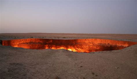 Pozo De Darvaza Conoce ‘la Puerta Del Infierno El Cráter Que No Deja
