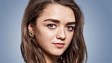 Maisie Williams Biography Age Weight Height Friend Like Affairs My