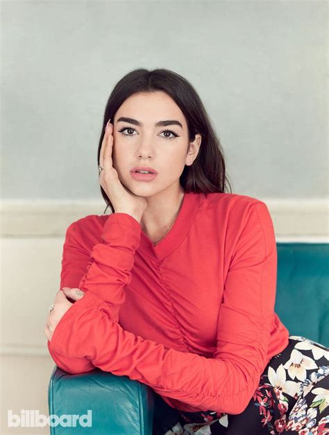 Dua Lipa Styling Outfit Ideas Celebrity Style Casual Wear Street Style Outfit Ideas Fashion