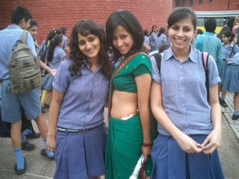 Indian School Girls Hot Photos