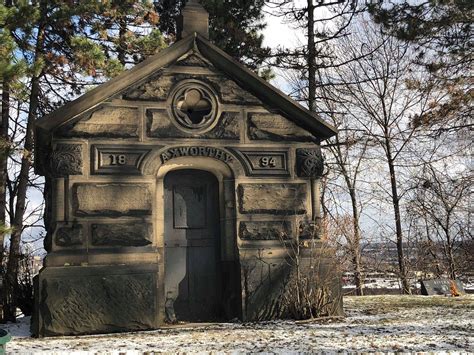 Riverside Cemetery’s Haunted History Tours Begin This Weekend | On
