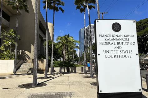 Judge In Bribery Case Against Honolulu S Former Prosecutor Suddenly Recuses Himself Kpua