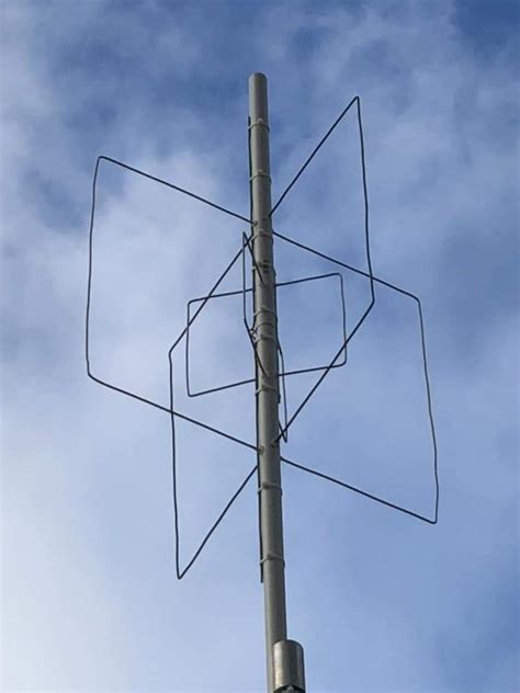 Diy Ham Radio Satellite Antenna The 4 00 Ham Radio Satellite Antenna Here Are Some Hf