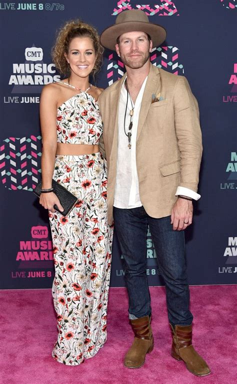 Photos From The Cutest Couples At The 2016 Cmt Music Awards E Online Cmt Music Awards