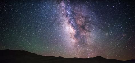 This Stunning Timelapse Video Reveals How Different The Night Sky Looks