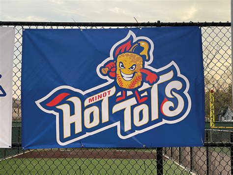 Coming In Hot Hot Tots Set To Be Name Of New Minot Team News Sports Jobs Minot Daily News