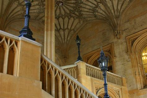 6 Must Visit Harry Potter Filming Locations In Oxford England