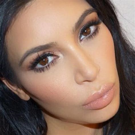 Kim Kardashians Makeup Photos And Products Steal Her Style Page 3
