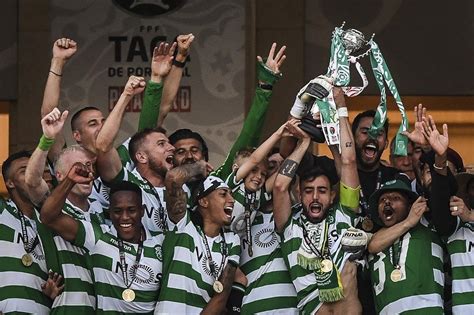 Cristiano ronaldo ''cr7'' for sporting lisbon skills, dribbling, speed and tricks instagram: Sporting Lisbon win Portuguese Cup on penalties after epic ...