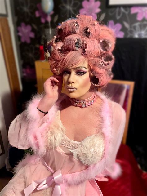 Sissy Selena 50k Not Really On Twitter Pink Sissy Roller Doll Available For Porn Purgatory