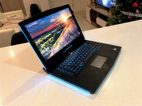 Alienware 15 R4 Gaming Laptop Review Mobile Colossus Powerup