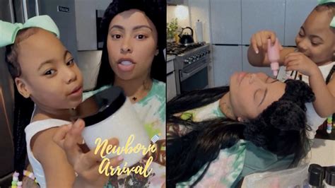 go get money alexis skyy s daughter alaiya demonstrates mommy s thehairpot products 💁🏾‍♀️