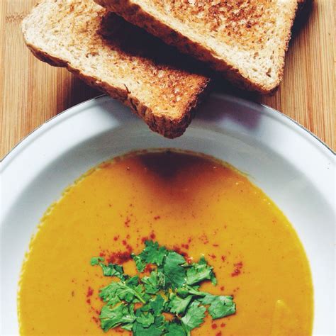 Carrot Coconut Curry Soup 1 Tablespoon Olive Oil 1 Small Onion 1