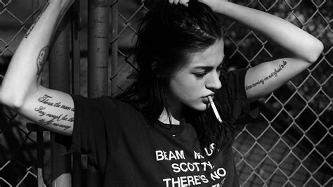 Women Tattoos Smoking Frances Bean Cobain Monochrome Wallpapers Hd Desktop And Mobile