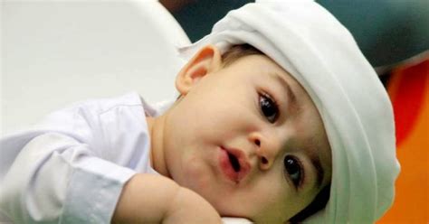 Pijat sakit gigi adalah cara menghilangkan sakit gigi yang cepat dan telah terbukti ampuh. 7 Cara Menghilangkan Biang Keringat Pada Bayi Baru Lahir 0 ...