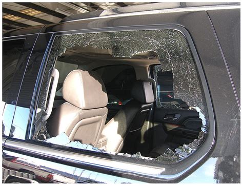 Tiger Woods Car Crash PHOTOS Police Pictures Show SUV Damage