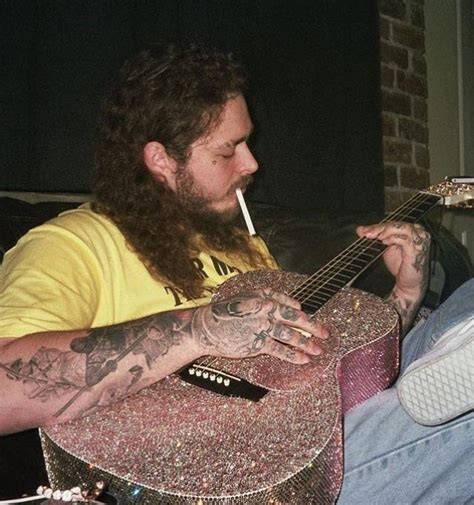 Pin By Cherrybombs Photoblog 🍒 On Post Malone ️ Post Malone Guitar