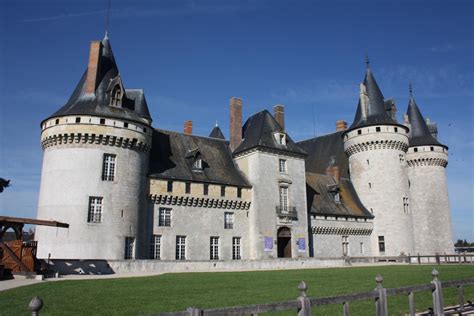 Château De Sully Sur Loire Les Plus Beaux Endroits à Visiter Dans