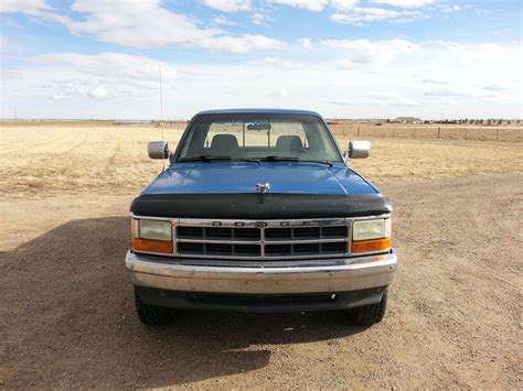 The midsize pickup was born, and since then, other car companies have followed suit. 1992 Dodge Dakota LE Extended Cab Pickup 2-Door 5.2L